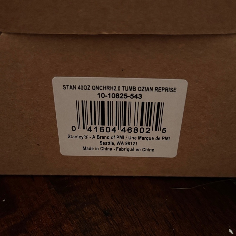 Stanley x Target 40 oz Katie Kime Wicked Pink Ozian Reprise New! In sealed box - Picture 6 of 7